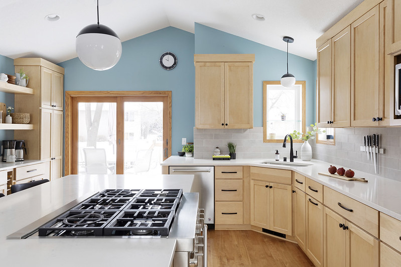 Burnsville MN Kitchen Remodel Large Kitchen Island