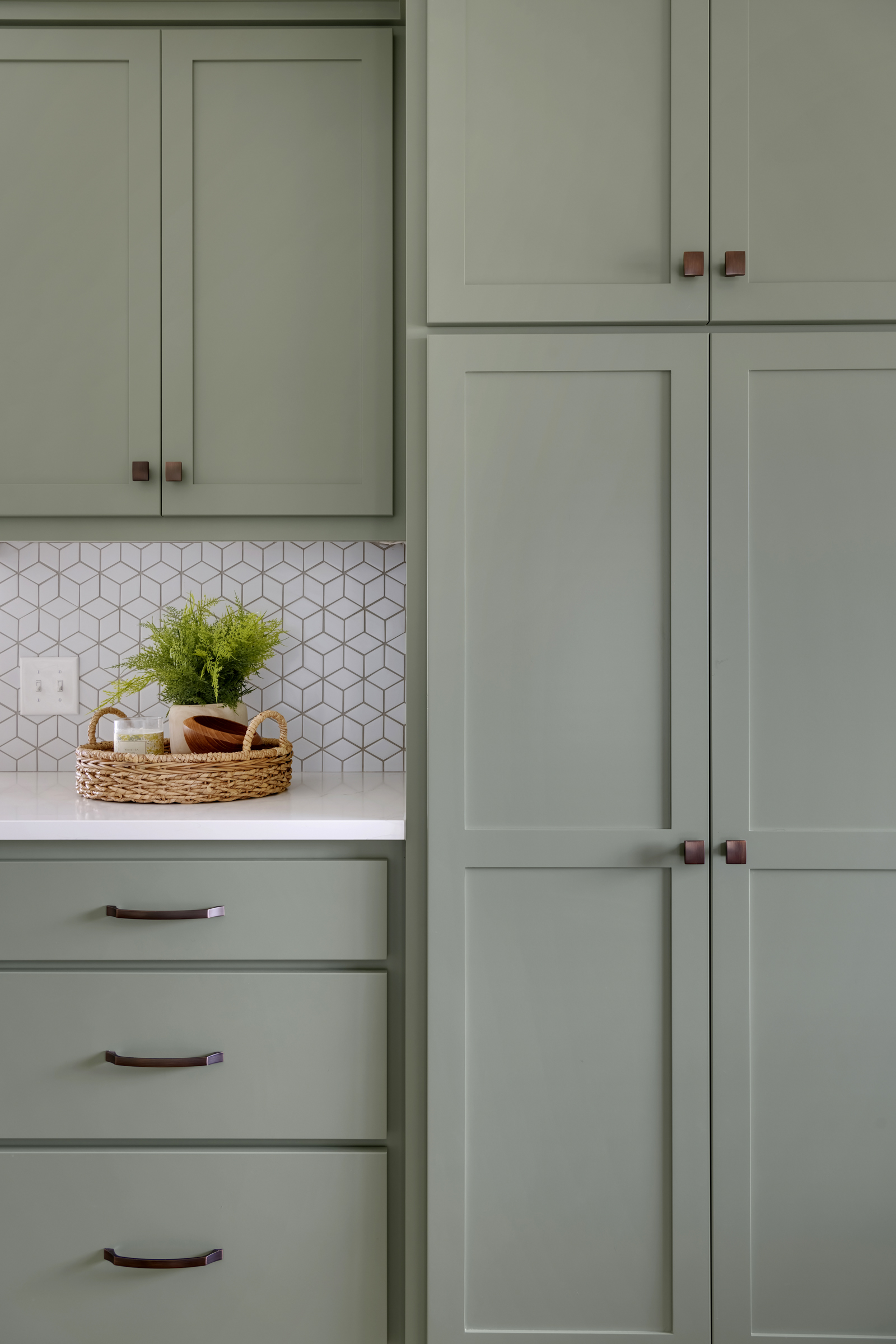 Lakeville, MN Kitchen Renovation by Remodeler, White Birch Design